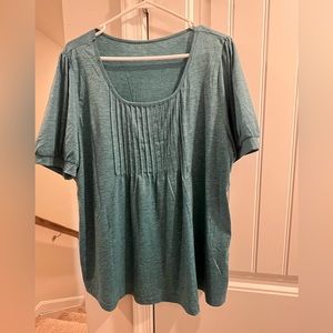 NWOT Women’s Size XXL T Shirt